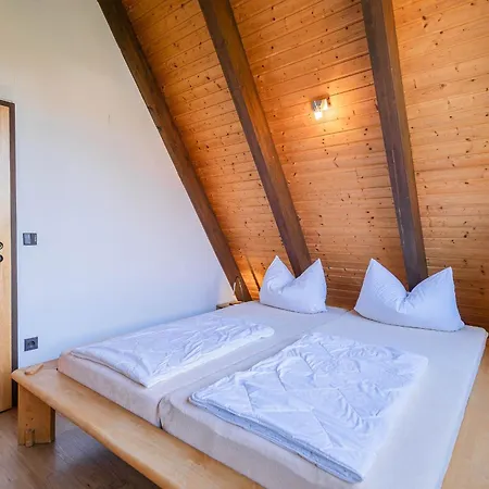 Ferienwohnpark Nurdachhaus Typ 8 Ndw 084 Immenstaad am Bodensee